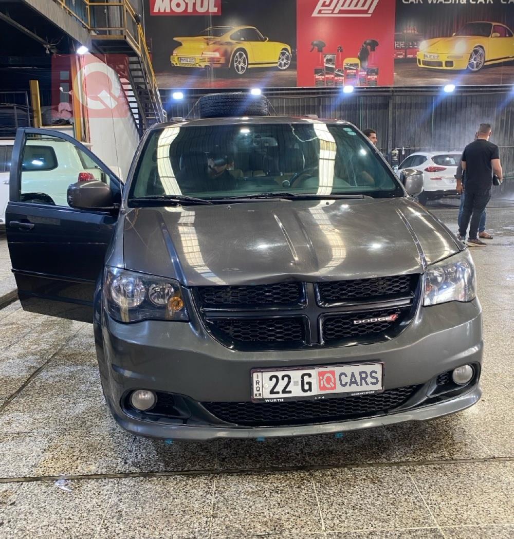 دودج جراند كارافان